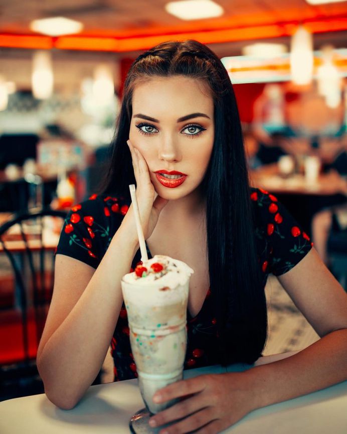 Gorgeous Lifestyle Female Portrait Photography by Gerson Lopez
