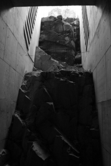 link to my head #white #photograpy #black #and #porto