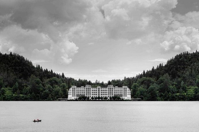Perspective: Creative Photo Manipulations by Gustav Willeit