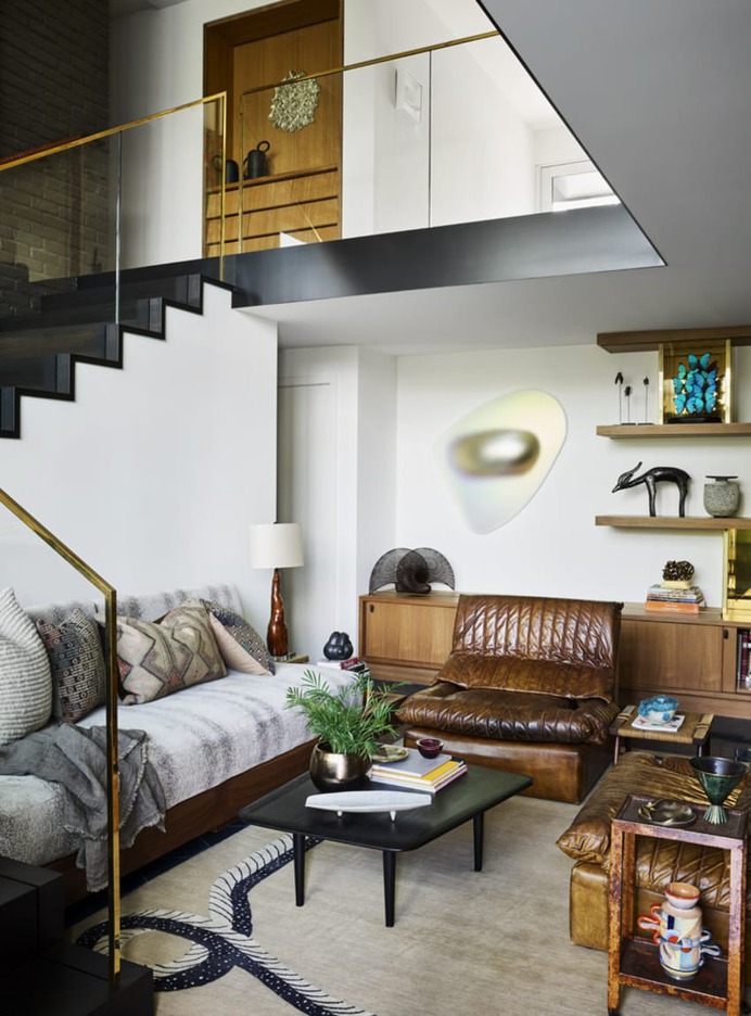 Lake Austin Scenic Home Renovated by Tobin Smith Architects and Mark Ashby Design Features a Spectacular Art Collection