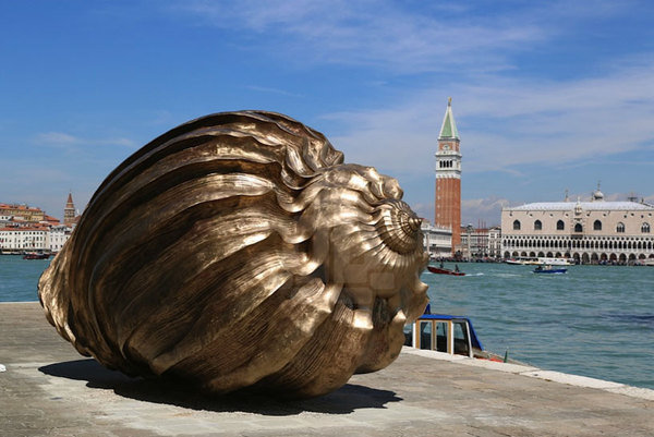 marc quinn at the cini foundation in venice #marc #shell #venice #art #biennale #quinn