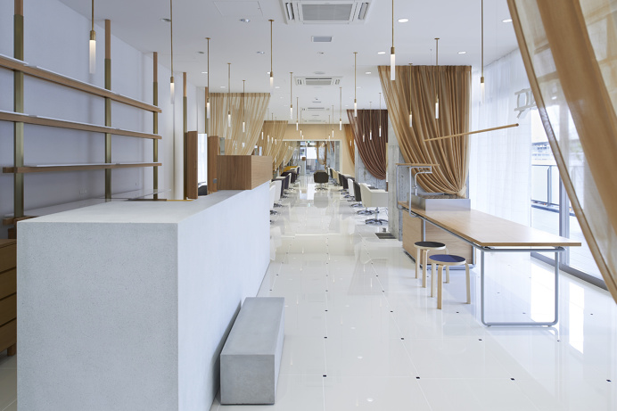 Salone Cinq