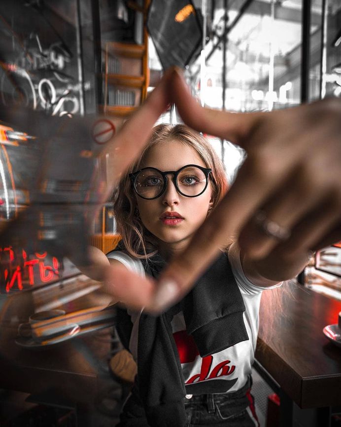 📸Photographer: Sergey Muzlov @mvzlov 🎀Model: Dasha Rudnich @dasharudnich 📍Follow: @portraitistnet 📌Tag: #portraitistnet (at Moscow)