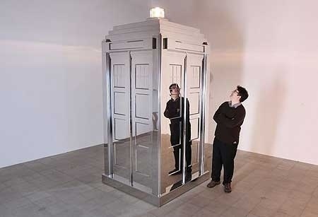 664B06CA-F60D-F8AC-02104315F43BB7AB.jpg (JPEG Image, 450x307 pixels) #tardis #doctor #who #art #mirrored