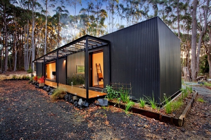 Musk Bunker – Modern Prefab Cabin by Modscape