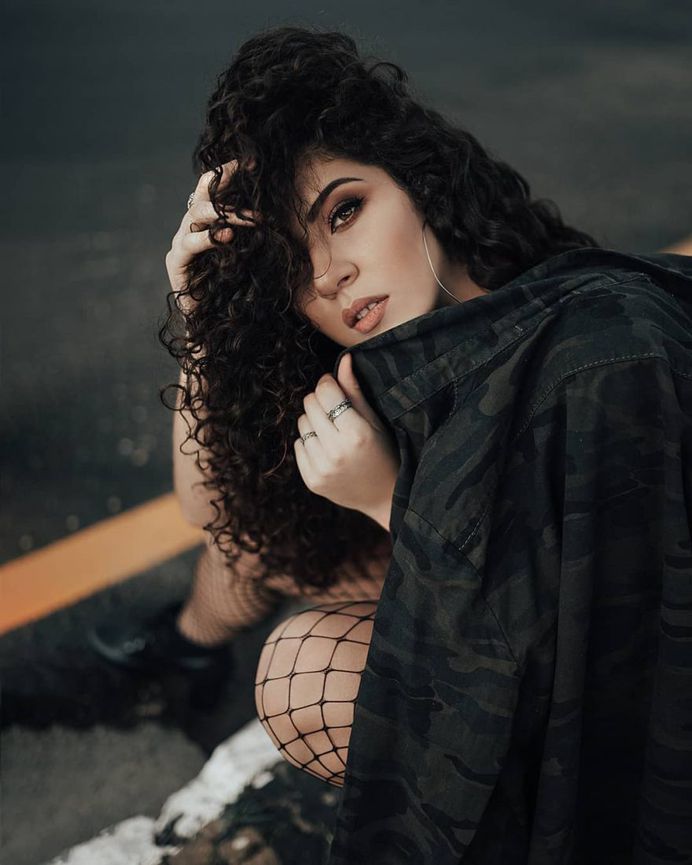 Gorgeous Lifestyle and Beauty Female Portraits by Jhonatan Ferraz