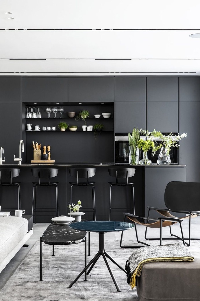 Fifty Shades of Gray Apartment in Tel Aviv by Maya Sheinberger