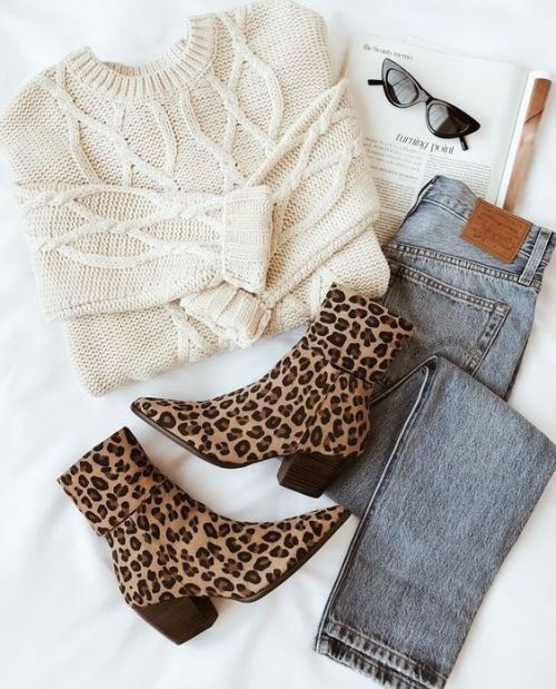 Warm sweaters in knits | Just Trendy Girls