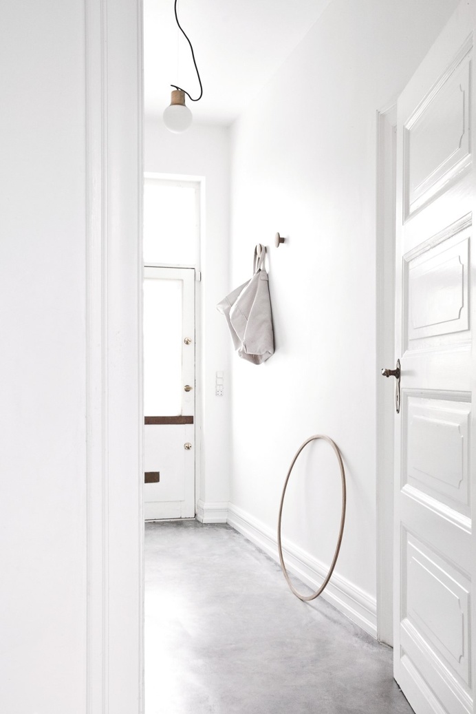 Entryway @ Vedbaek House IV by Norm.Architects. #vedbaekhouseiv #normarchitects #entryway