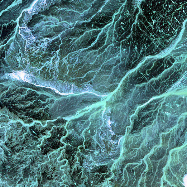 Clouds are not spheres, mountains are not cones, coastlines are not... but does it float #satellite #photo #river #water