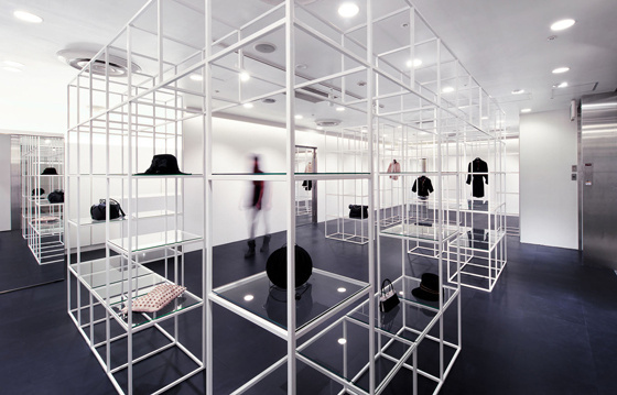 Selling Spaces: new directions in retail design #white #black
