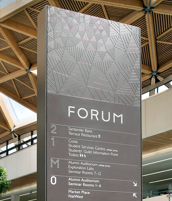 Forum_Totem_detail #peter #clarkson