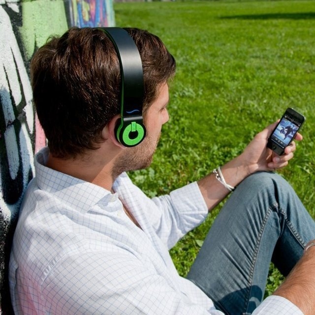 hi-Edo Bluetooth Headphones #tech #flow #gadget #gift #ideas #cool
