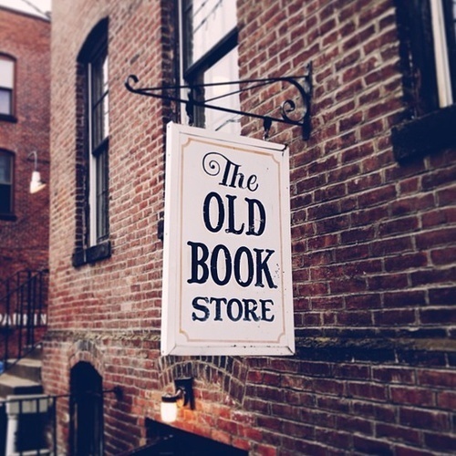 Tumblr #store #logo #signboard #book
