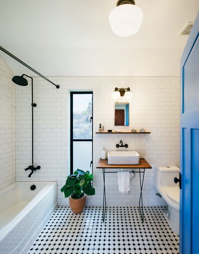 This East Austin Home Combines Modern and Rustic Details 12