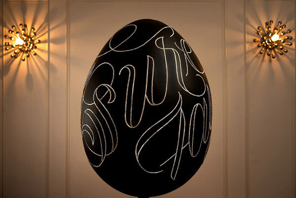 egg type? #egg #design #black #gold #typography