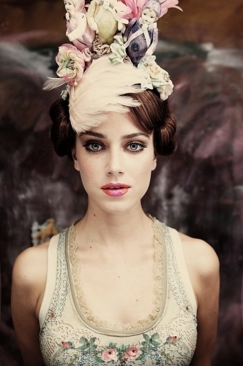 Michal Negrin '11 on Fashion Served #hat #vintage #girl #flowers