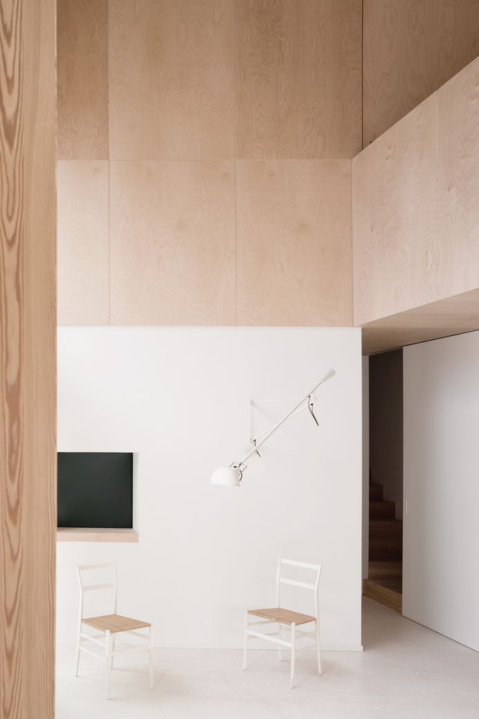 A Country Home in Chievo by studio wok