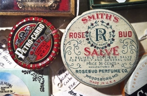 FFFFOUND! | Badge Hunting | Allan Peters #product #design #typography