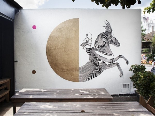 TAG GOLD_01 1024x768 #horse #mural