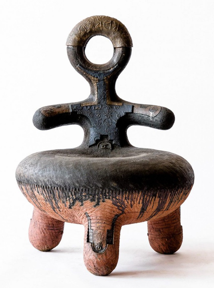 iThongo clay chair