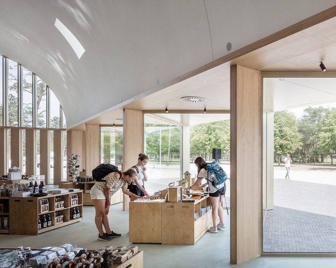 Park Pavilion The Hoge Veluwe National Park / De Zwarte Hond + MONADNOCK,© Stijn Bollaert