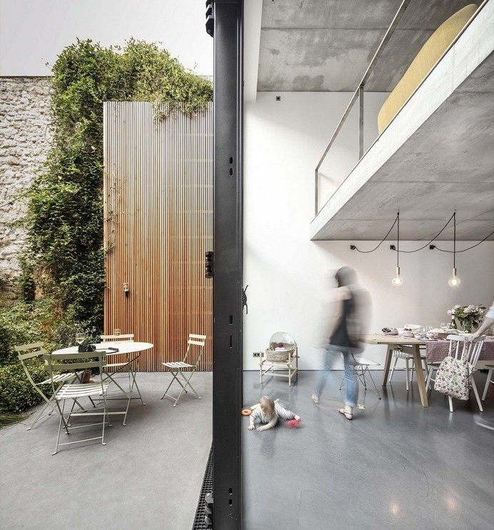 Casa em Paris Mohammed Omais Olivia Gomes 2