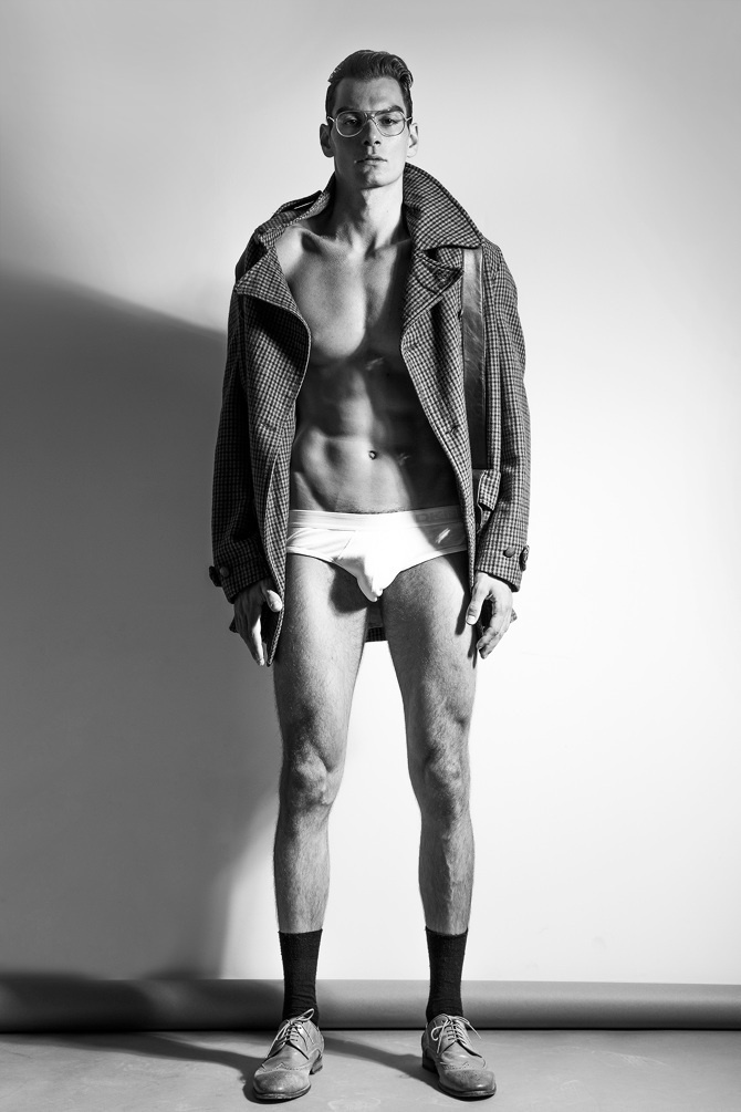 Dennis Andrianopoulos #photography #white #black #and