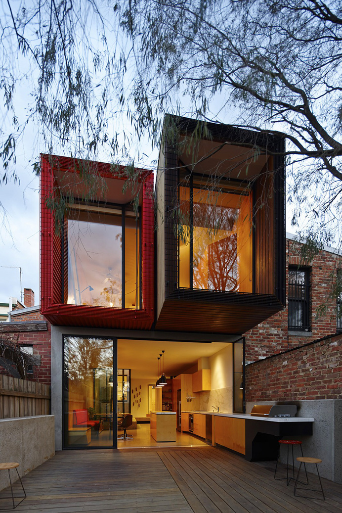 The House With a Japanese Maple Tree in Melbourne by Andrew Maynard #architecture
