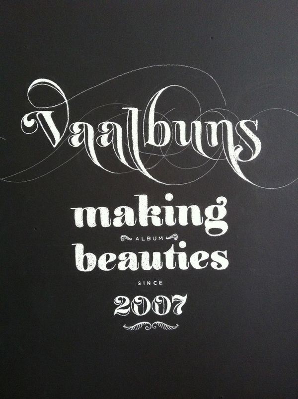 vaalbuns_chalkboard lettering_01 #illustration #lettering #chalk
