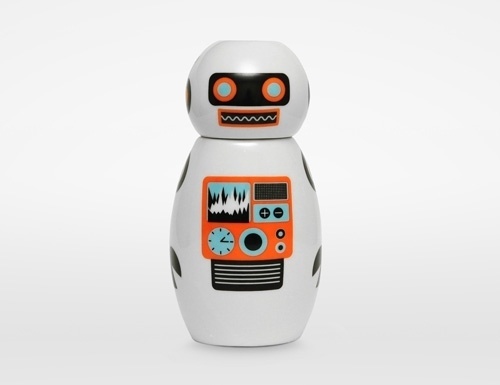 moringa :: Jödja #bottle #water #robot