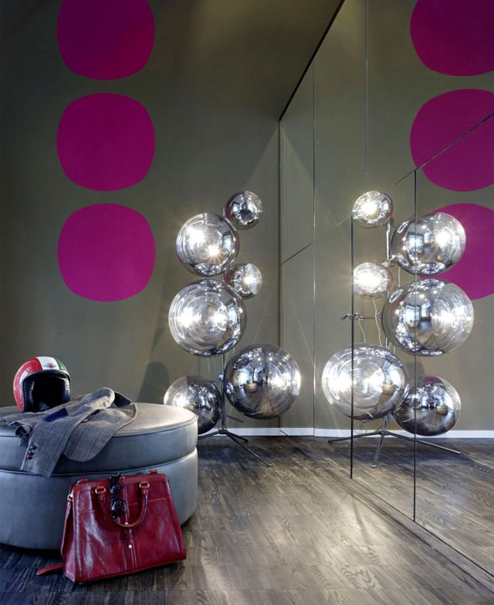 Loft ESN an Exceptional Transformation into Spacious Living Space mirrored wall reflecting tom dixon mirror ball #decor #home decor #interio