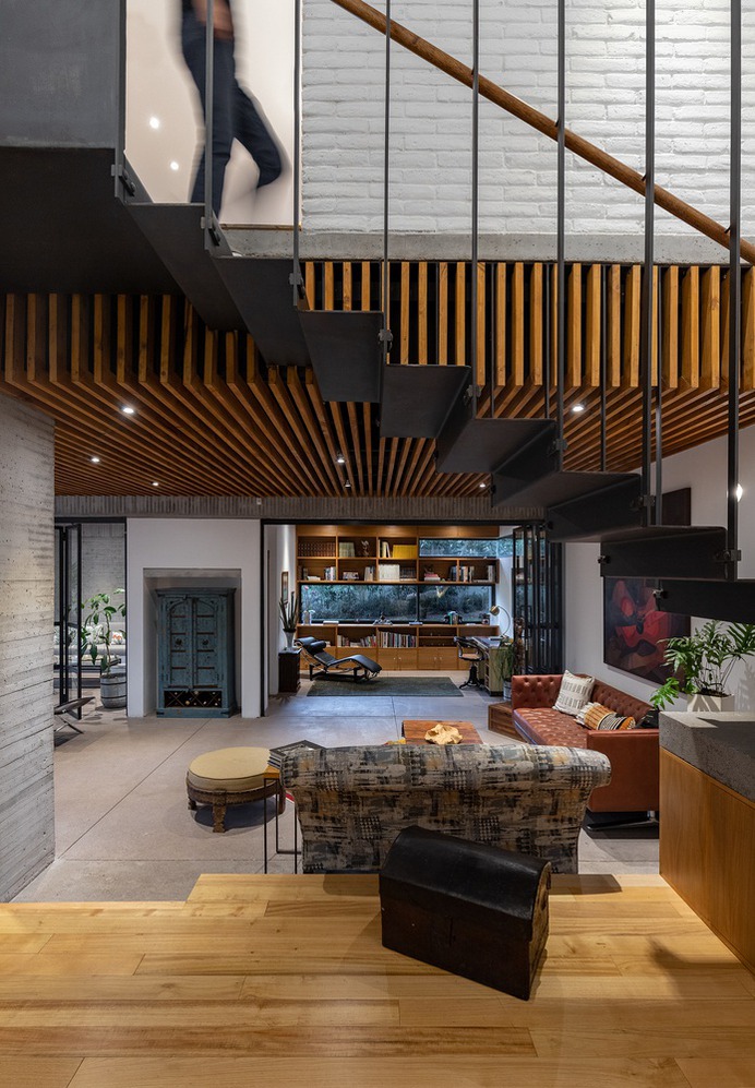 Natura Building / Diez+Muller Arquitectos