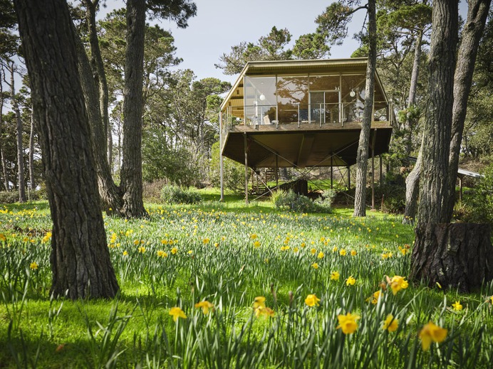A Sensational Slice of Coastal California With 3 Houses Lists For $6M #house
