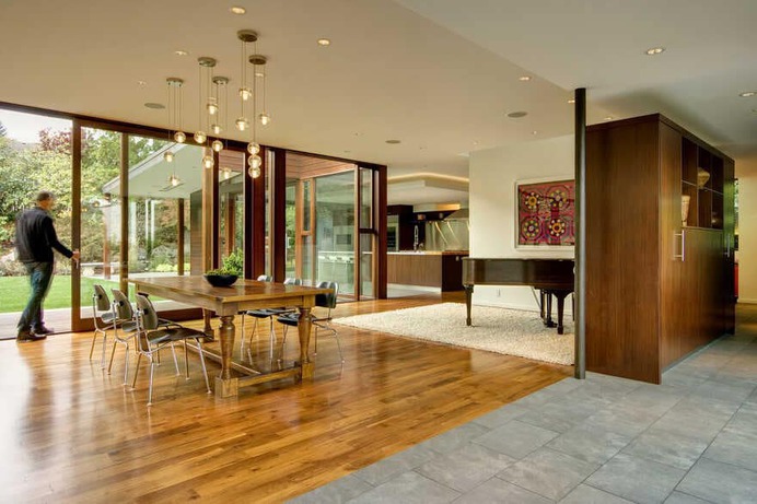 dining room / David Coleman Architecture
