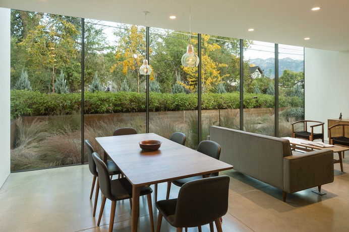 Hayes Residence by Architect Associates