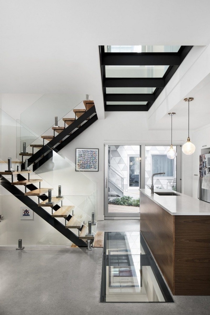 Contemporary Residential Building of Five Housing Units: La Géode by ADHOC Architects 7