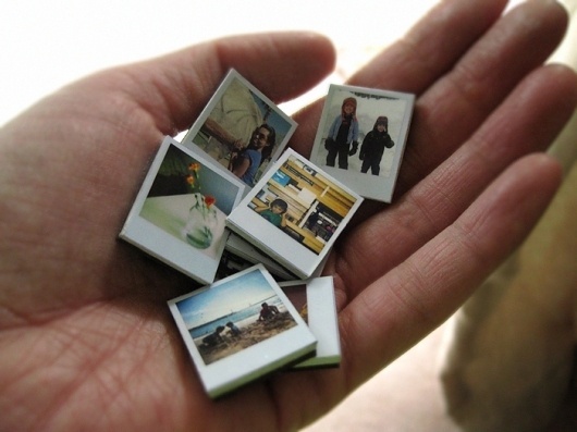 Tiny Polaroid Magnets | { Ambrosia Girl } #magnets #awesome #art #polaroid