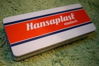 Packaging Design M #hansaplast #patches #metalcase
