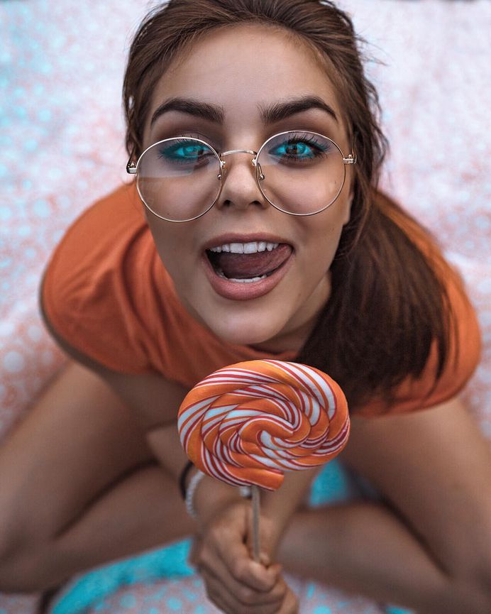 Moody Lifestyle Portrait Photography by Jonas David