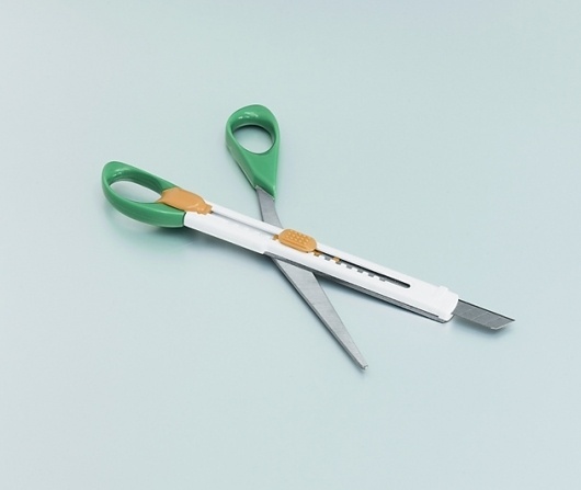 urban taster | stuff we like #scissors #penknife