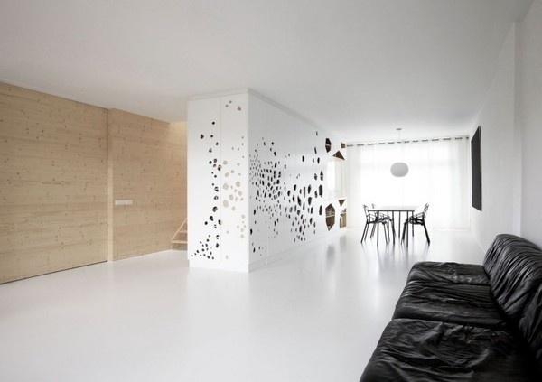 CJWHO ™ (Home 07 by i29 Interior Architects) #white #design #interiors #living #photography #architecture