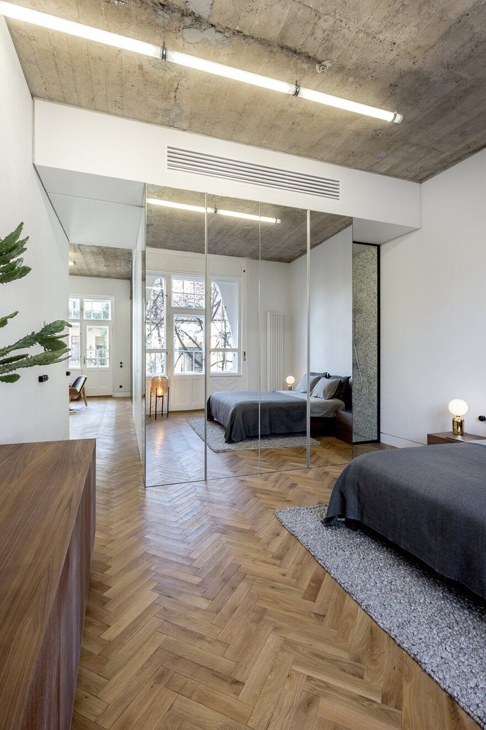 Ertler Apartment in Oradea, Romania / Alexandru Szűz Pop