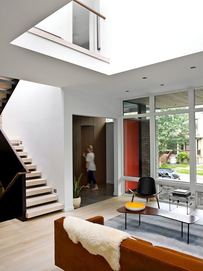 Eastwood Residence / Searl Lamaster Howe Architects