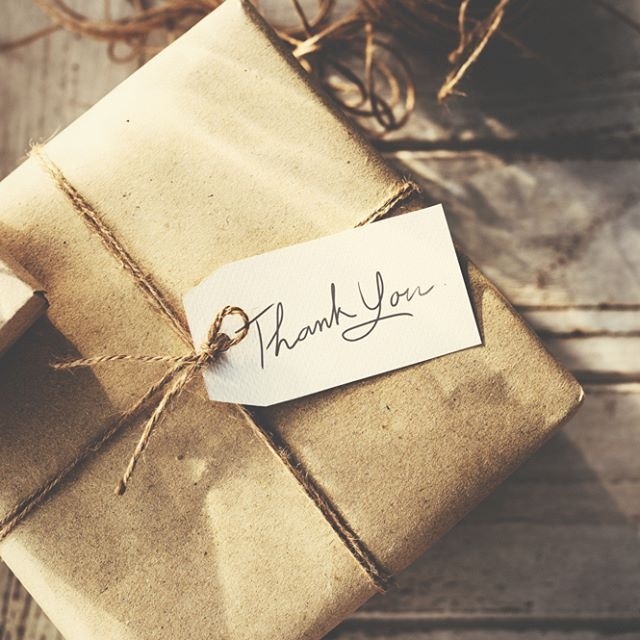 'Thank you' gift. #Sample - Be inspired by Rawpixel.com #thankyou #gift #present #give #appreciation #realimage #social #branding #socialm
