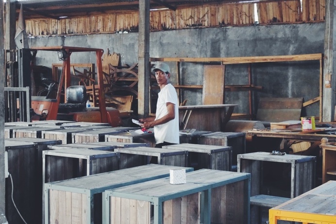 #indonesia #explore #travel #wood #furniture #cement #workshop #warehouse #handmade #workspace