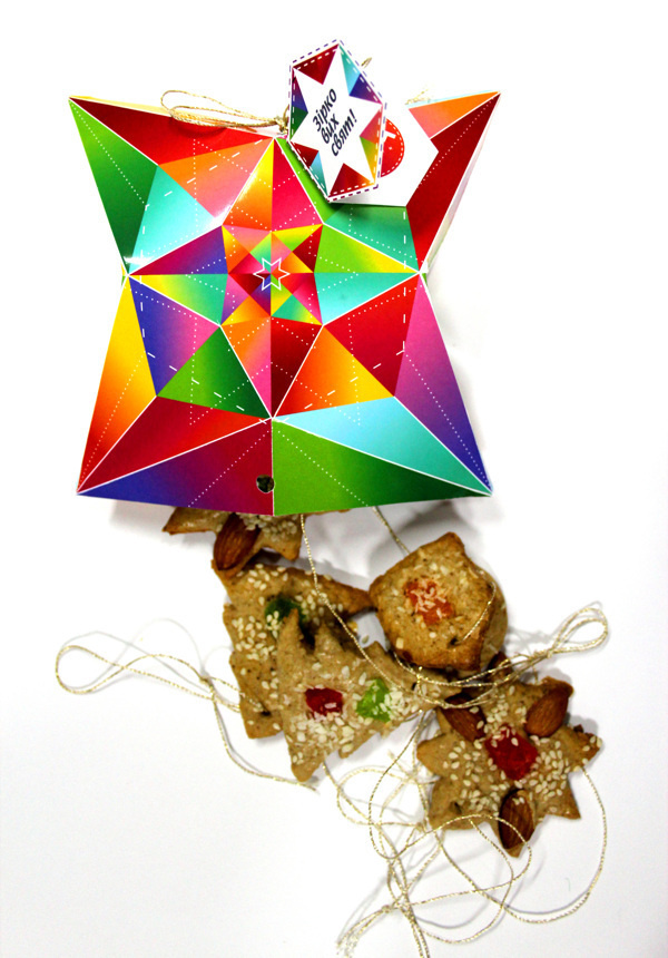 Festive packaging for Christmas cookies #packaging #creative #cookies
