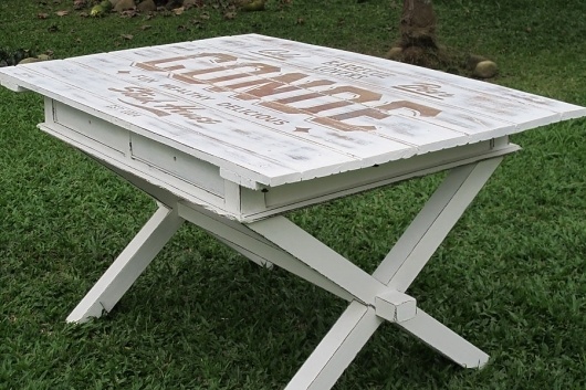 Mr. Conde #restoration #logotype #sustainable #graphic #furnishings #decoration #typography