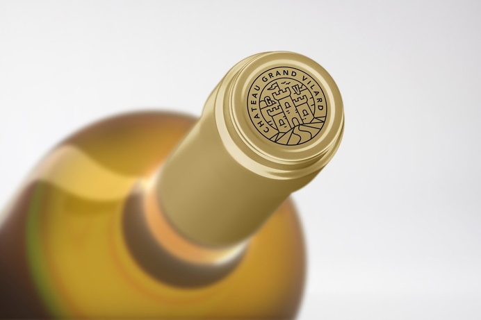 Wine Packaging Mockups - Designr Kit