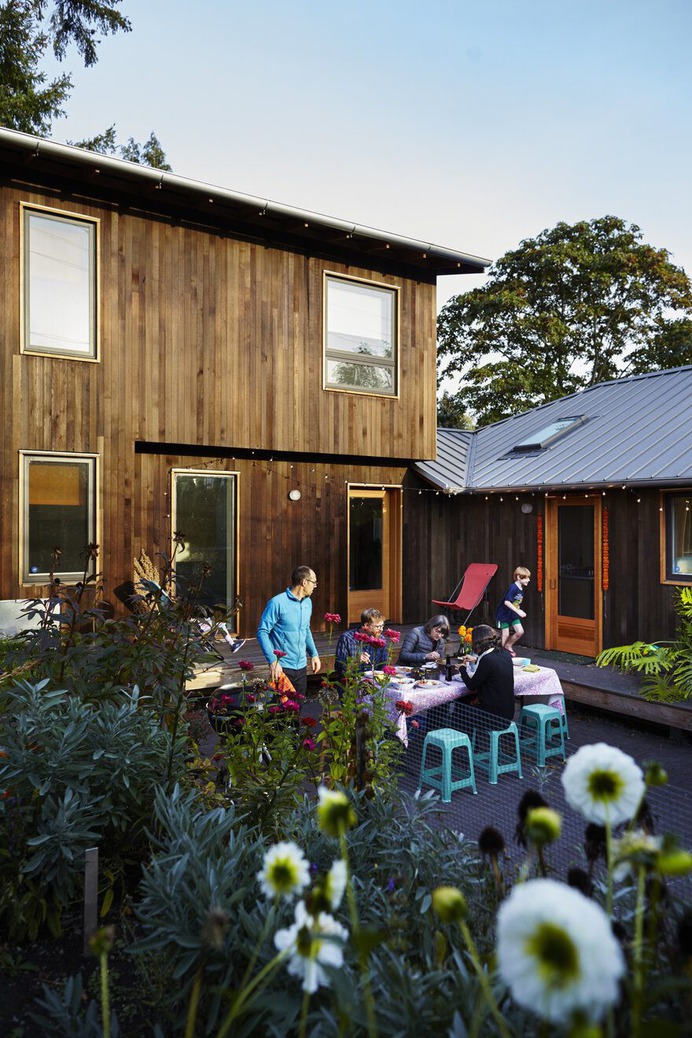 Old House Converted into a Gathering Space for Family and Friends